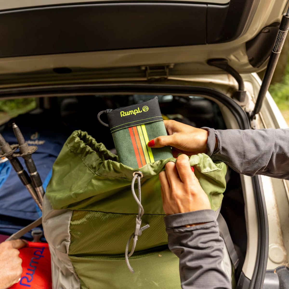 Pack Mat - Green Retro Stripes