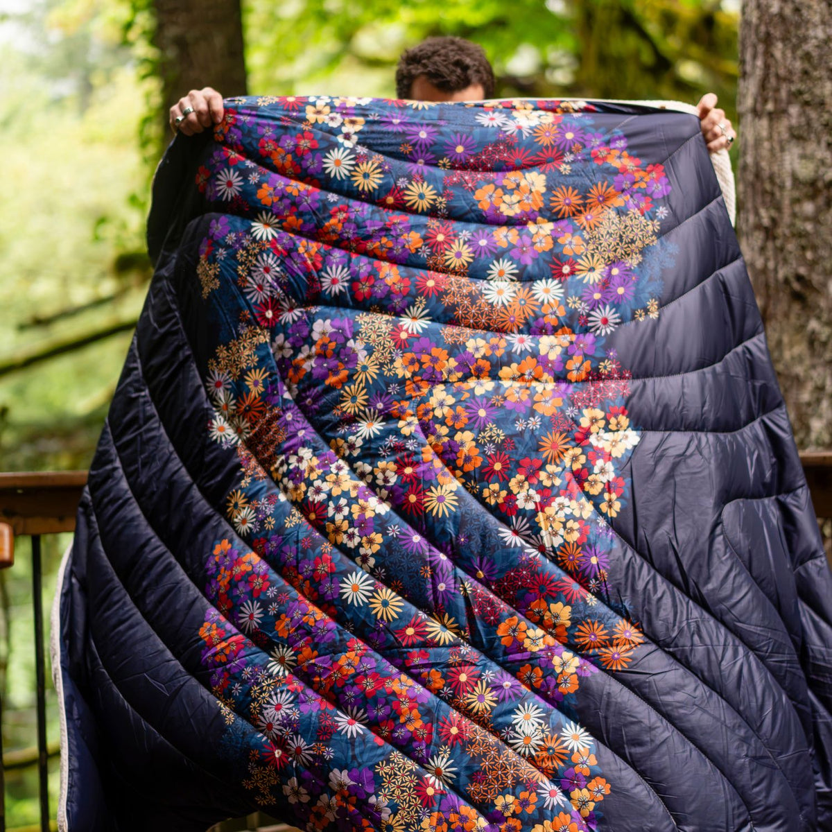 Fleece Puffy Blanket - Midnight Bloom