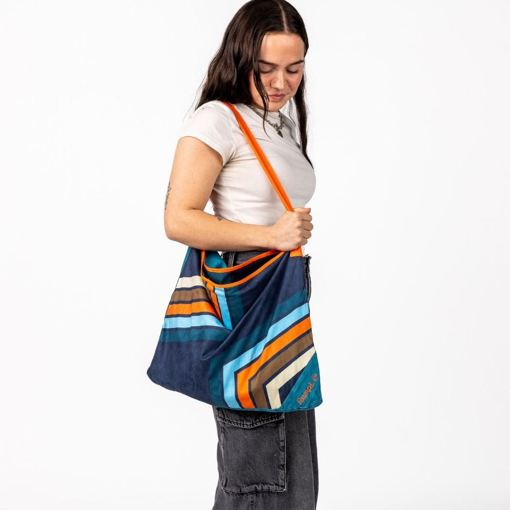Tech Towel Tote - Midnight Retro Stripes